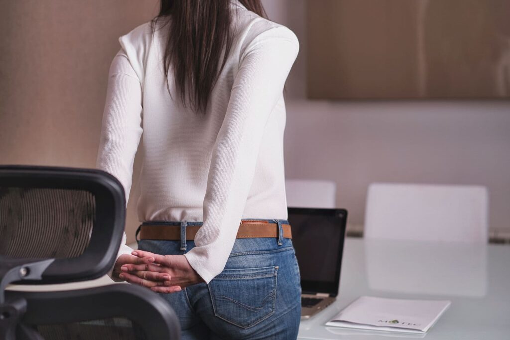 Ejercicios teletrabajo y dolor de espalda